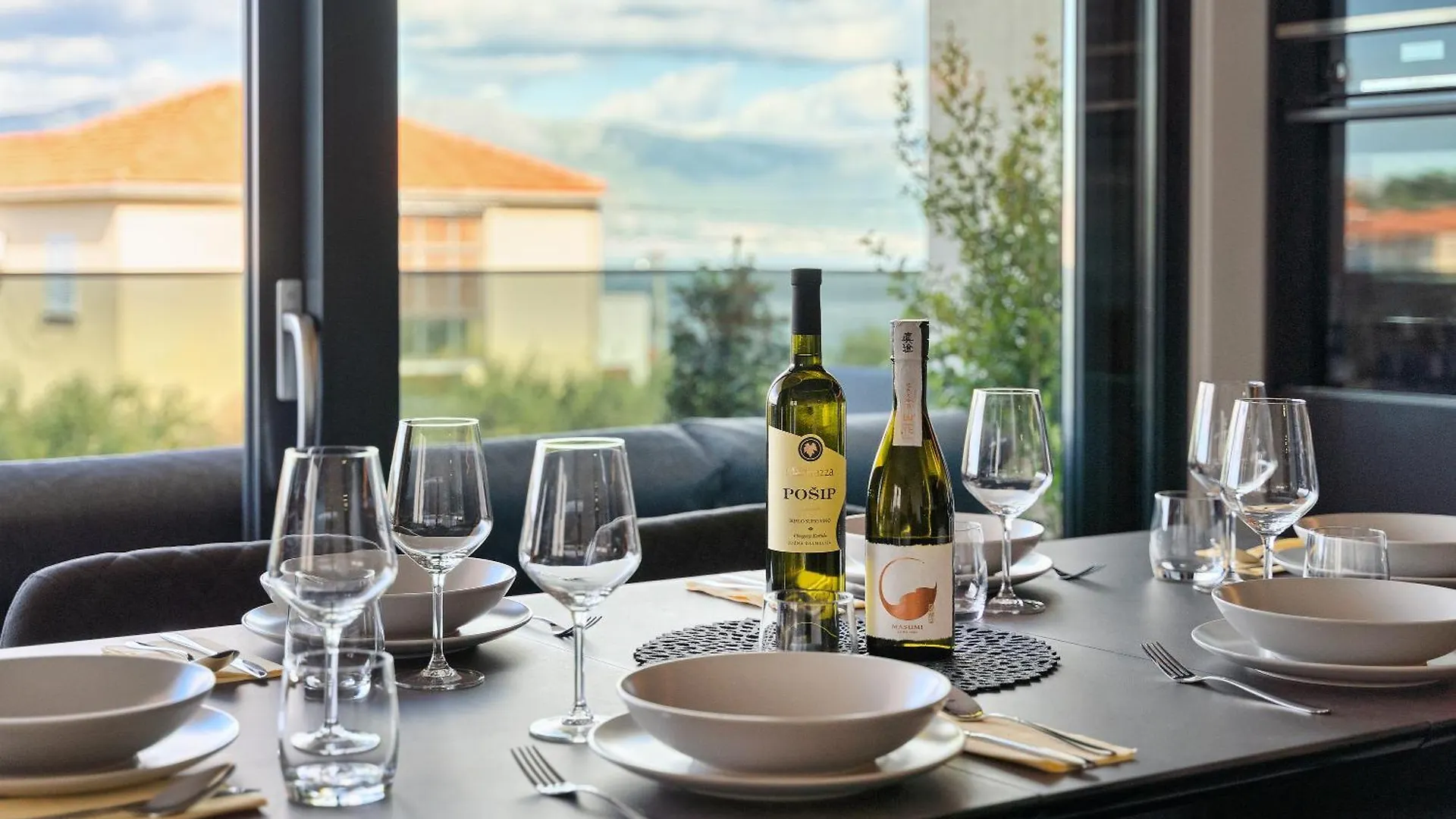 Solis Apartment - Sea View & Pool Slatine