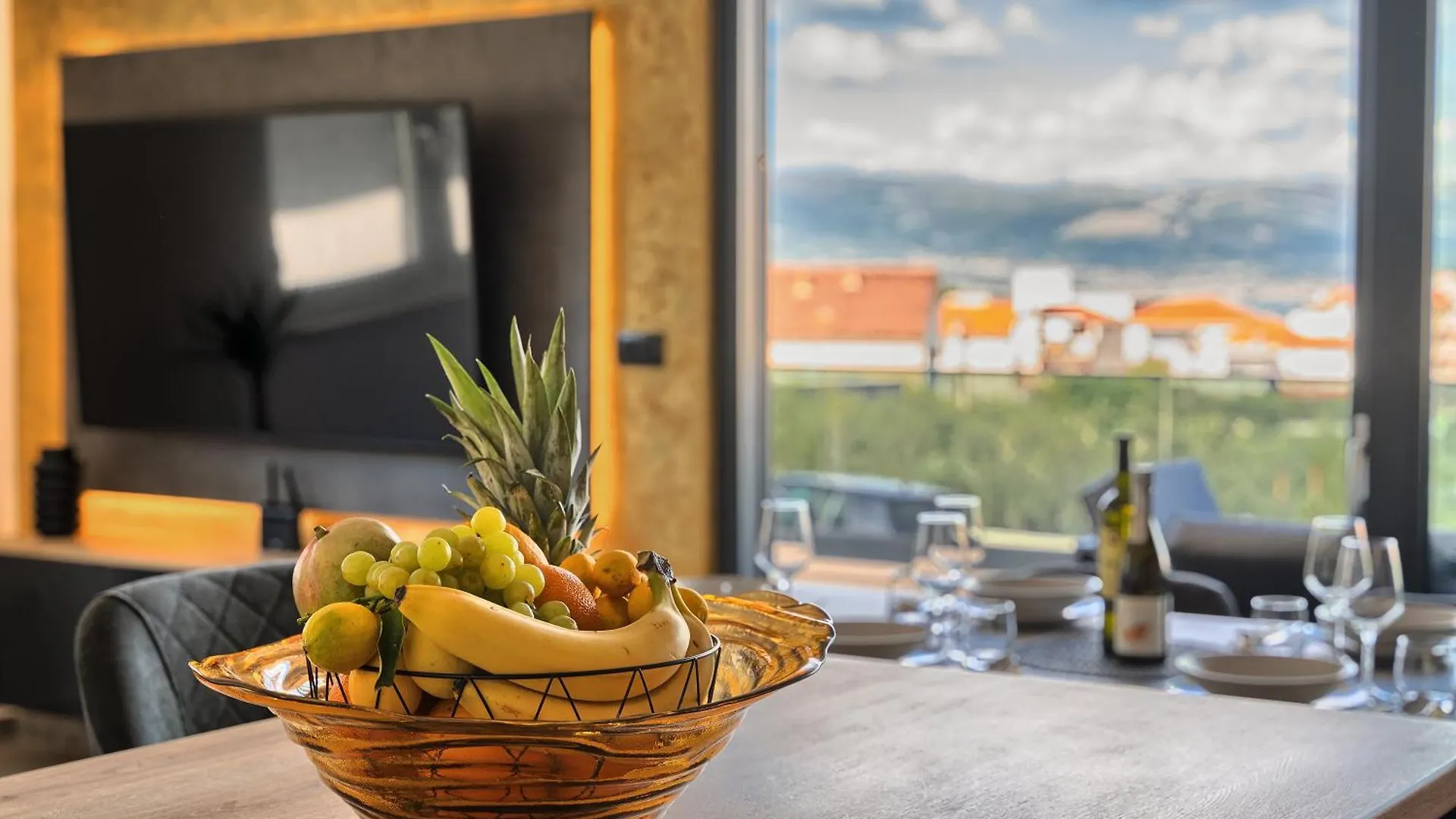 Solis Apartment - Sea View & Pool Slatine